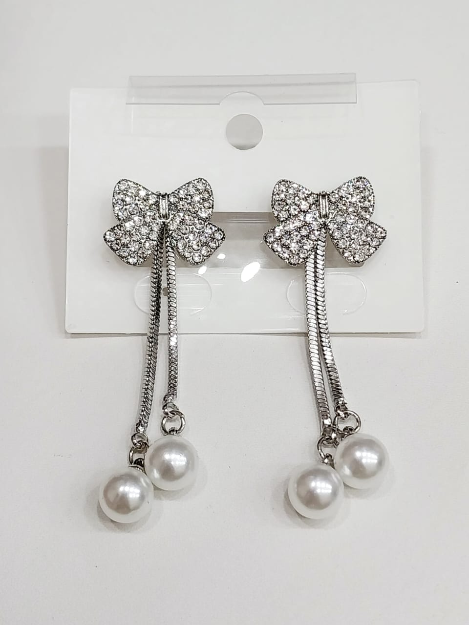 BOW EARRINGS