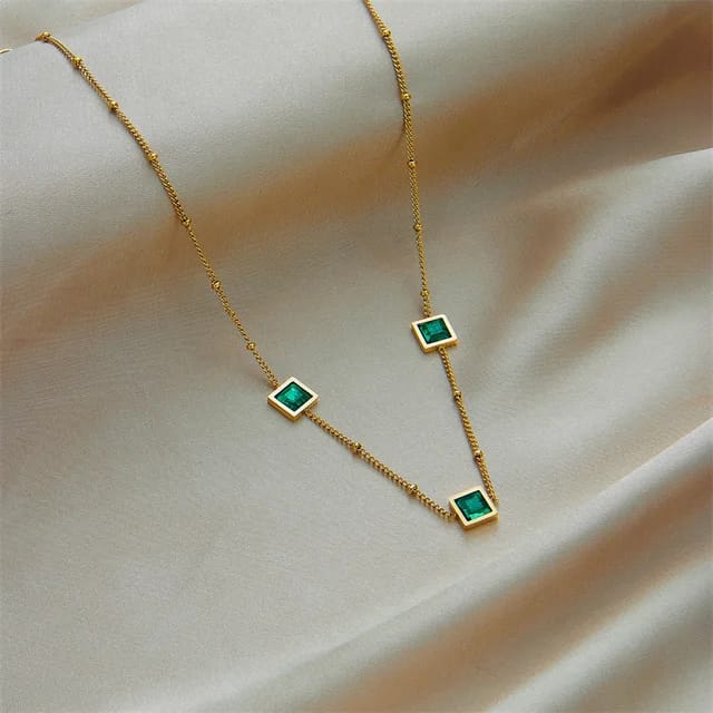 EMERALD NECKLACE