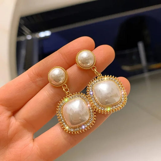 PEARL DROP EARRINGS